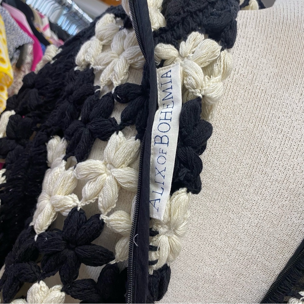 A6 ALIX OF BOHEMIA
Crochet Romy Mariner Dress - Picture 7 of 8
